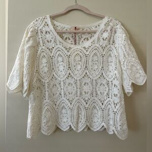 Dainty Scalloped Top